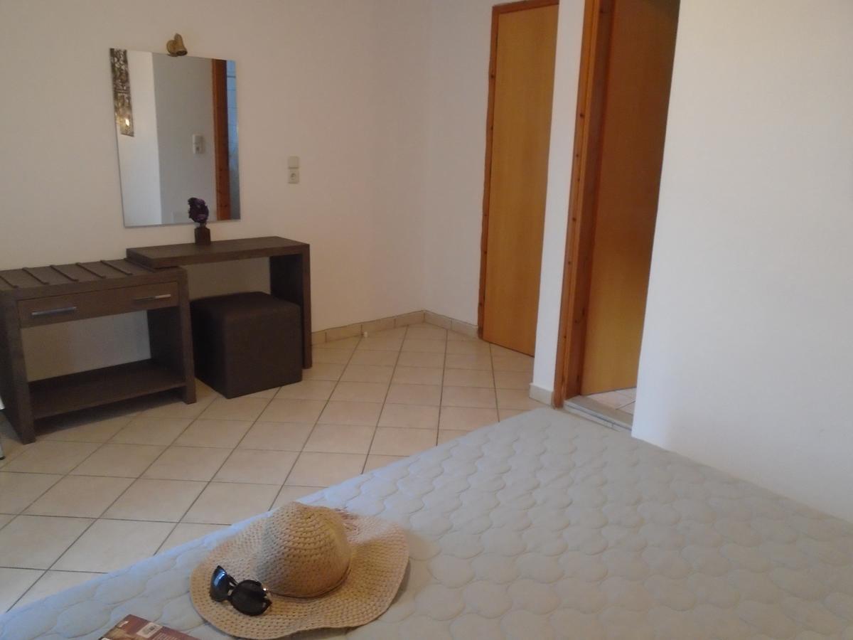 Stella 'S Sea Front Apartments Geni  Экстерьер фото