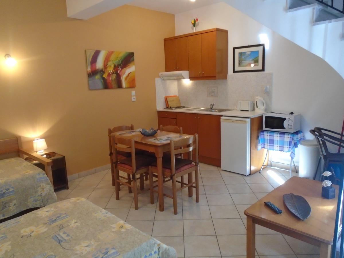 Stella 'S Sea Front Apartments Geni  Экстерьер фото