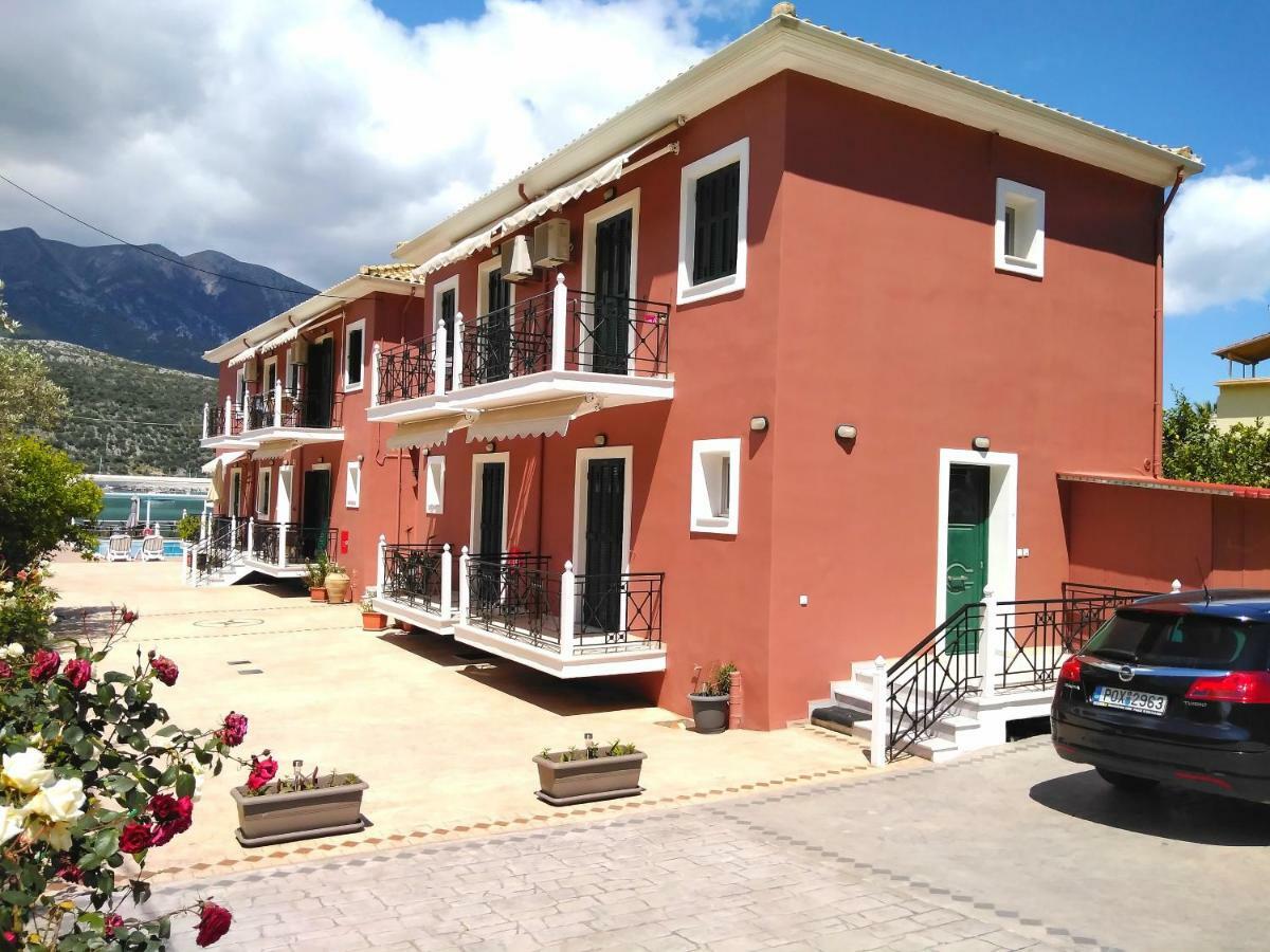 Stella 'S Sea Front Apartments Geni  Экстерьер фото